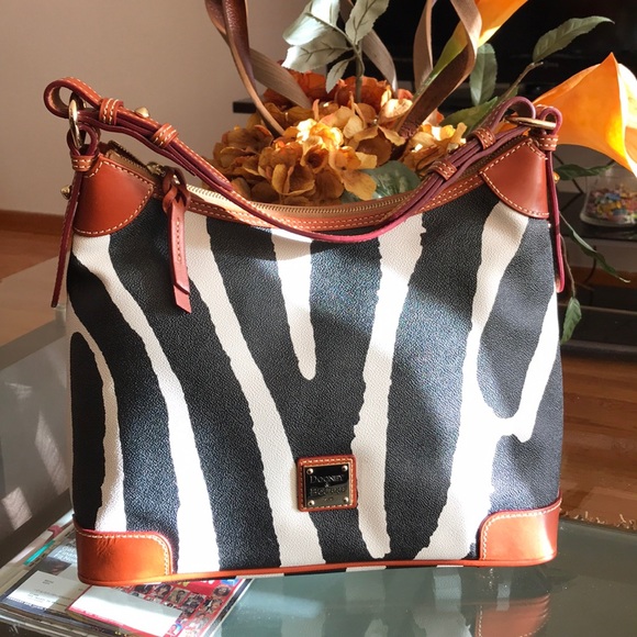 Dooney & Bourke - Picture 2 of 8